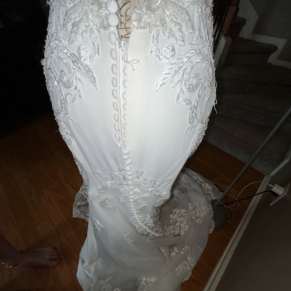 Martina Liana wedding gown - Picture 7 of 10